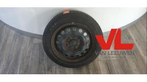 Gebruikte Velg + Band Diversen Diversen Prijs € 35,00 Margeregeling aangeboden door Van Leeuwen Auto Onderdelen