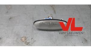 Nieuwe Knipperlicht Scherm rechts-voor Mazda 323 Prijs € 8,00 Inclusief btw aangeboden door Van Leeuwen Auto Onderdelen