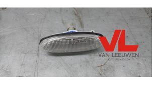 Nieuwe Knipperlicht Scherm rechts-voor Mazda 323 Prijs € 8,00 Inclusief btw aangeboden door Van Leeuwen Auto Onderdelen