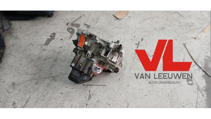 Gebruikte Automaatbak Renault Twingo (C06) 1.2 Prijs € 225,00 Margeregeling aangeboden door Van Leeuwen Auto Onderdelen