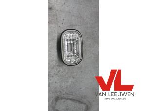 Nieuwe Knipperlicht Scherm links-voor Toyota Avensis Prijs € 6,00 Inclusief btw aangeboden door Van Leeuwen Auto Onderdelen
