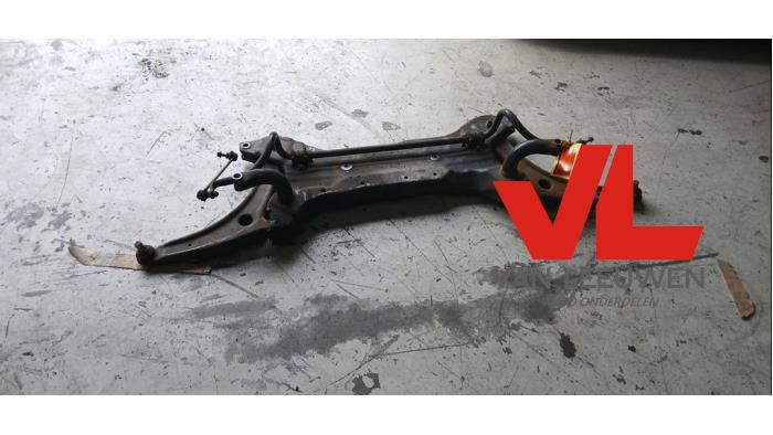 Gebruikte Subframe Mitsubishi Outlander (CW) 2.0 16V 4x2 Prijs € 100,00 Margeregeling aangeboden door Van Leeuwen Auto Onderdelen