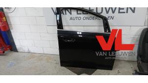 Gebruikte Portier 4Deurs rechts-voor Ford Grand C-Max (DXA) 1.0 Ti-VCT EcoBoost 12V 125 Prijs € 200,00 Margeregeling aangeboden door Van Leeuwen Auto Onderdelen
