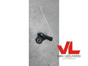 Nieuwe Airbag Sensor Mercedes CLA Prijs € 54,45 Inclusief btw aangeboden door Van Leeuwen Auto Onderdelen