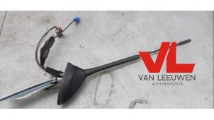 Gebruikte Antenne Ford Grand C-Max (DXA) 1.0 Ti-VCT EcoBoost 12V 125 Prijs € 25,00 Margeregeling aangeboden door Van Leeuwen Auto Onderdelen