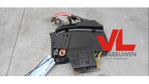 Gebruikte Zekeringkast Ford Grand C-Max (DXA) 1.0 Ti-VCT EcoBoost 12V 125 Prijs € 15,00 Margeregeling aangeboden door Van Leeuwen Auto Onderdelen
