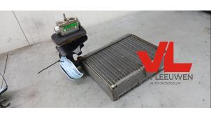 Gebruikte Aircoverdamper Ford Grand C-Max (DXA) 1.0 Ti-VCT EcoBoost 12V 125 Prijs € 30,00 Margeregeling aangeboden door Van Leeuwen Auto Onderdelen