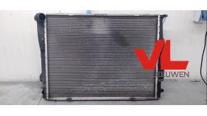 Gebruikte Radiateur BMW 1 serie (E87/87N) 116i 1.6 16V Prijs € 75,00 Margeregeling aangeboden door Van Leeuwen Auto Onderdelen