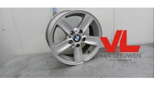 Gebruikte Velg BMW 1 serie (E87/87N) 116i 1.6 16V Prijs € 60,00 Margeregeling aangeboden door Van Leeuwen Auto Onderdelen