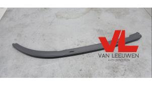 Nieuwe Koplamprand links BMW 5 serie Touring (E39) Prijs € 10,89 Inclusief btw aangeboden door Van Leeuwen Auto Onderdelen