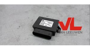 Gebruikte Handrem Computer BMW 5 serie Touring (F11) 528i 16V Prijs € 45,00 Margeregeling aangeboden door Van Leeuwen Auto Onderdelen