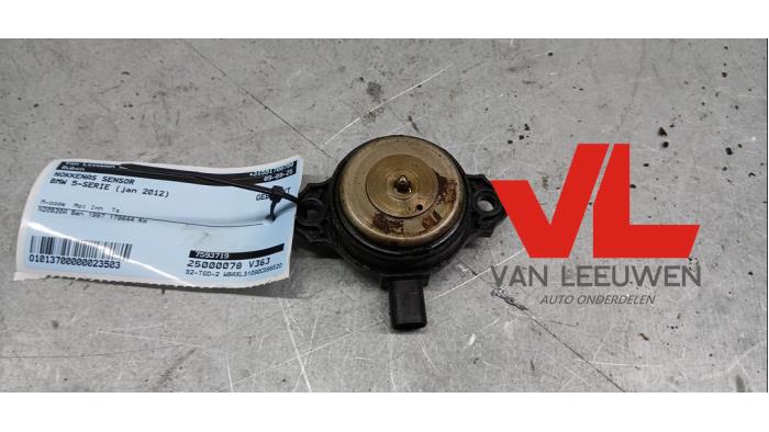 Gebruikte Nokkenas Sensor BMW 5 serie Touring (F11) 528i 16V Prijs € 20,00 Margeregeling aangeboden door Van Leeuwen Auto Onderdelen