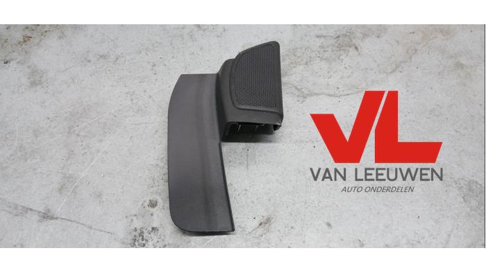 Gebruikte Luidspreker Ford Focus 3 1.0 Ti-VCT EcoBoost 12V 125 Prijs € 5,00 Margeregeling aangeboden door Van Leeuwen Auto Onderdelen