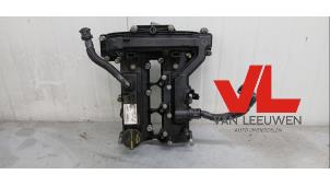 Gebruikte Kleppendeksel Ford Focus 3 1.0 Ti-VCT EcoBoost 12V 125 Prijs € 30,00 Margeregeling aangeboden door Van Leeuwen Auto Onderdelen