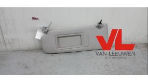 Gebruikte Zonneklep BMW 3 serie Touring (E91) 318i 16V Prijs € 25,00 Margeregeling aangeboden door Van Leeuwen Auto Onderdelen