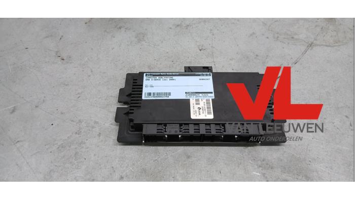 Gebruikte Computer Verlichting BMW 3 serie Touring (E91) 318i 16V Prijs € 50,00 Margeregeling aangeboden door Van Leeuwen Auto Onderdelen