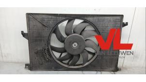 Gebruikte Motorkoeling ventilator Saab 9-3 Sport Estate (YS3F) 1.8i 16V Prijs € 75,00 Margeregeling aangeboden door Van Leeuwen Auto Onderdelen