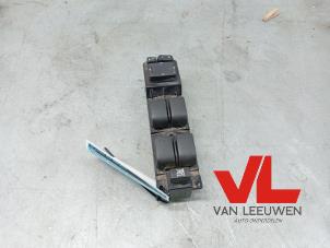 Gebruikte Elektromotor elektrische auto Mazda CX-7 Prijs € 50,00 Margeregeling aangeboden door Van Leeuwen Auto Onderdelen