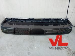 Gebruikte Diffuser achterbumper Porsche Cayenne Coupe (9YB) Prijs € 995,00 Margeregeling aangeboden door Van Leeuwen Auto Onderdelen