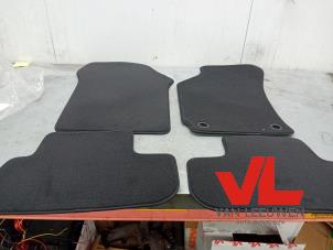 Nieuwe Matten Set Mitsubishi Eclipse Cross (GK/GL) Prijs € 18,15 Inclusief btw aangeboden door Van Leeuwen Auto Onderdelen