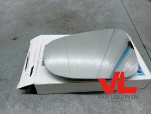 Nieuwe Spiegelglas links Ford C-Max Prijs € 9,08 Inclusief btw aangeboden door Van Leeuwen Auto Onderdelen