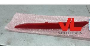 Nieuwe Bumper reflector links-achter Mercedes A-Klasse Prijs € 15,73 Inclusief btw aangeboden door Van Leeuwen Auto Onderdelen