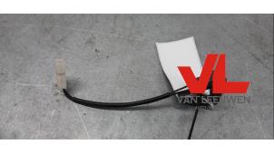 Nieuwe Ruitensproeier voor Mercedes E-Klasse Prijs € 18,15 Inclusief btw aangeboden door Van Leeuwen Auto Onderdelen