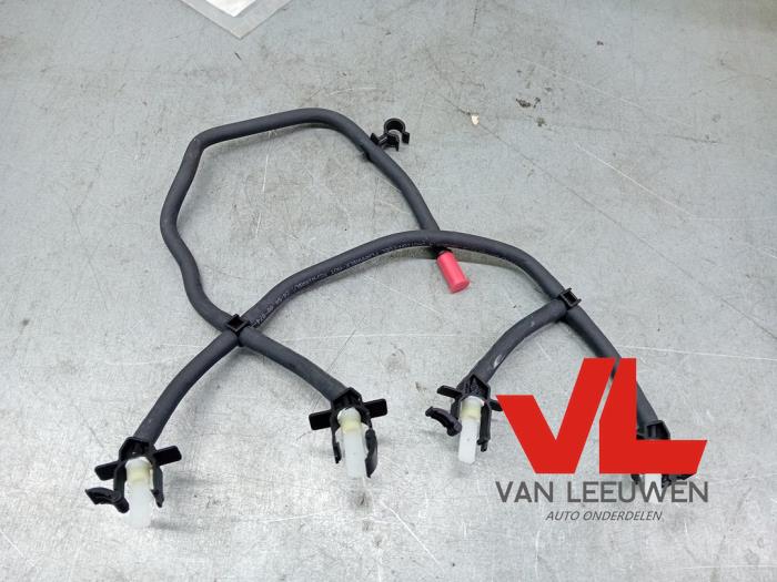 Nieuwe Dieselleiding Set Ford Mondeo Prijs € 18,15 Inclusief btw aangeboden door Van Leeuwen Auto Onderdelen