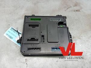 Gebruikte Module Bodycontrol Renault Megane III Grandtour (KZ) 1.2 16V TCE 130 Prijs € 25,00 Margeregeling aangeboden door Van Leeuwen Auto Onderdelen