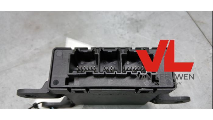 PDC Module van een Opel Insignia 2.8 V6 Turbo 24V 4x4 Ecotec 2008