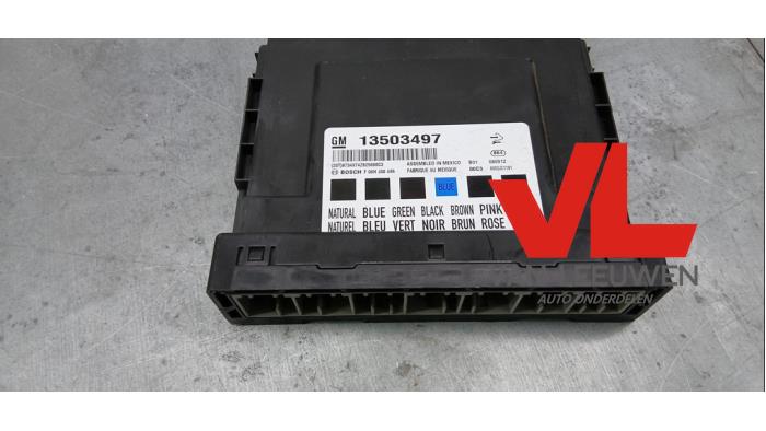 Computer Body Control van een Opel Insignia 2.8 V6 Turbo 24V 4x4 Ecotec 2008