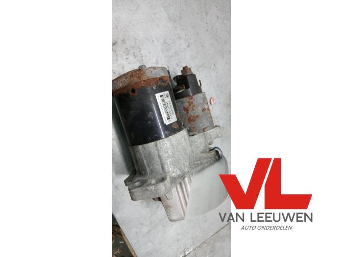 Gebruikte Startmotor Opel Insignia 2.8 V6 Turbo 24V 4x4 Ecotec Prijs € 40,00 Margeregeling aangeboden door Van Leeuwen Auto Onderdelen