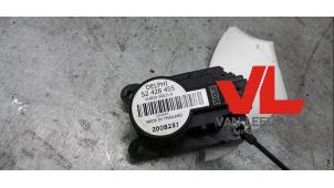 Gebruikte Kachelklep Motor Opel Insignia 2.8 V6 Turbo 24V 4x4 Ecotec Prijs € 20,00 Margeregeling aangeboden door Van Leeuwen Auto Onderdelen