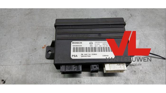 Gebruikte PDC Module Peugeot 308 (4A/C) 1.6 VTI 16V Prijs € 35,00 Margeregeling aangeboden door Van Leeuwen Auto Onderdelen