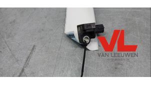 Gebruikte Sensor Airbag Ford Transit Custom 2.2 TDCi 16V Prijs € 30,25 Inclusief btw aangeboden door Van Leeuwen Auto Onderdelen