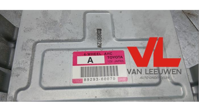 Computer hoogteregeling van een Toyota Land Cruiser V8 (J20) 4.5 D-4D 32V 2008