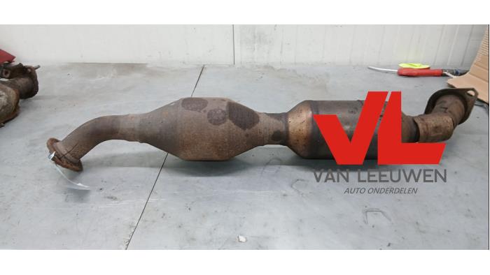 Gebruikte Roetfilter Toyota Land Cruiser V8 (J20) 4.5 D-4D 32V Prijs € 375,00 Margeregeling aangeboden door Van Leeuwen Auto Onderdelen