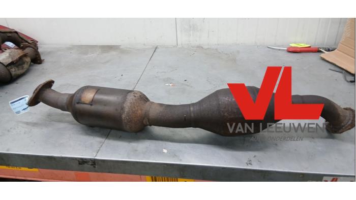 Gebruikte Roetfilter Toyota Land Cruiser V8 (J20) 4.5 D-4D 32V Prijs € 375,00 Margeregeling aangeboden door Van Leeuwen Auto Onderdelen