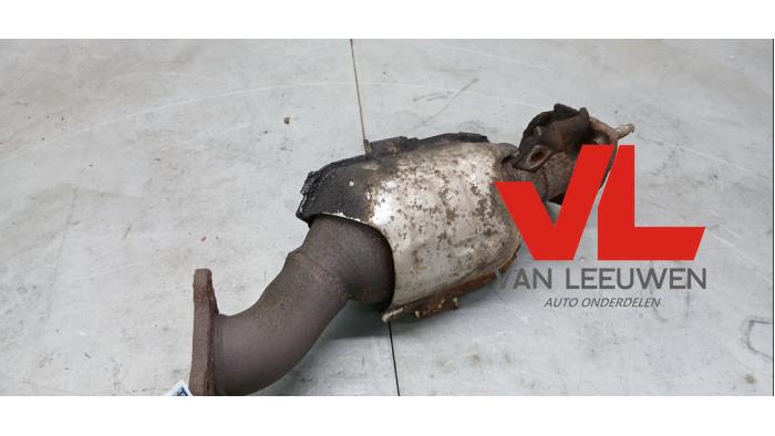 Gebruikte Katalysator Toyota Land Cruiser V8 (J20) 4.5 D-4D 32V Prijs € 375,00 Margeregeling aangeboden door Van Leeuwen Auto Onderdelen