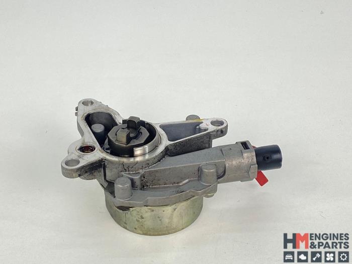 Gebruikte Vacuumpomp (Diesel) Mercedes C (W205) C-180 1.6 CDI BlueTEC, C-180 d 16V Prijs € 30,25 Inclusief btw aangeboden door HM Engines & Parts