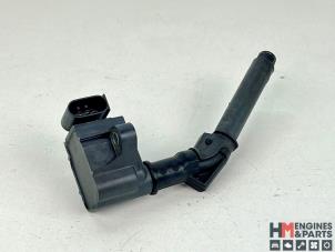 Gebruikte Bobine Renault Megane IV (RFBB) 1.3 TCe 160 16V Prijs € 12,10 Inclusief btw aangeboden door HM Engines & Parts