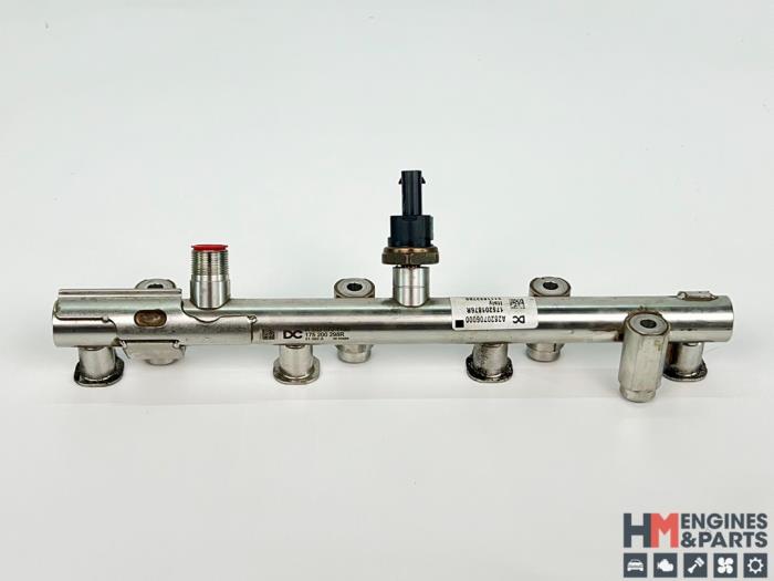Gebruikte Injector brug Renault Kangoo (RK..) 1.3 TCE 100 16V Prijs € 54,45 Inclusief btw aangeboden door HM Engines & Parts