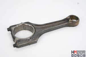 Gebruikte Drijfstang Volkswagen Golf VII (AUA) 2.0 GTI 16V Prijs € 54,45 Inclusief btw aangeboden door HM Engines & Parts