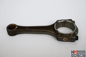 Gebruikte Drijfstang Jeep Renegade (BU) 1.4 Multi Air 16V 4x4 Prijs € 60,50 Inclusief btw aangeboden door HM Engines & Parts