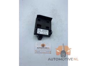 Gebruikte Computer Body Control Mazda 2 (DJ/DL) 1.5 SkyActiv-G 90 Prijs € 75,00 Margeregeling aangeboden door AutomotiveNL Oss