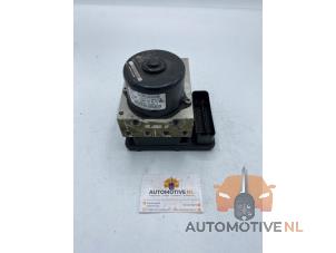 Gebruikte ABS Pomp Mercedes C (W203) 2.2 C-200 CDI 16V Prijs € 50,00 Margeregeling aangeboden door AutomotiveNL Oss