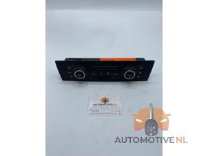 Gebruikte Kachel Bedieningspaneel BMW 1 serie (E87/87N) 120d 16V Prijs € 25,00 Margeregeling aangeboden door AutomotiveNL Oss