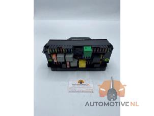 Gebruikte Comfort Module Mercedes C (W204) 2.2 C-200 CDI 16V BlueEFFICIENCY Prijs € 100,00 Margeregeling aangeboden door AutomotiveNL Oss