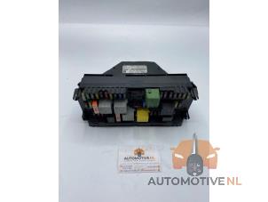 Gebruikte Comfort Module Mercedes C (W204) 2.2 C-220 CDI 16V BlueEFFICIENCY Prijs € 150,00 Margeregeling aangeboden door AutomotiveNL Oss