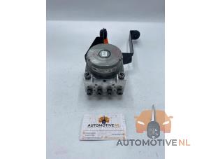 Gebruikte ABS Pomp Ford Focus 3 1.5 EcoBoost 16V 150 Prijs € 275,00 Margeregeling aangeboden door AutomotiveNL Oss